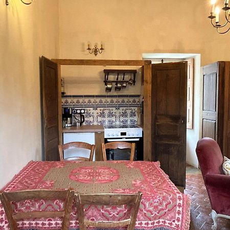 Bed and Breakfast La Buffonnerie Moutiers-Saint-Jean Exterior foto